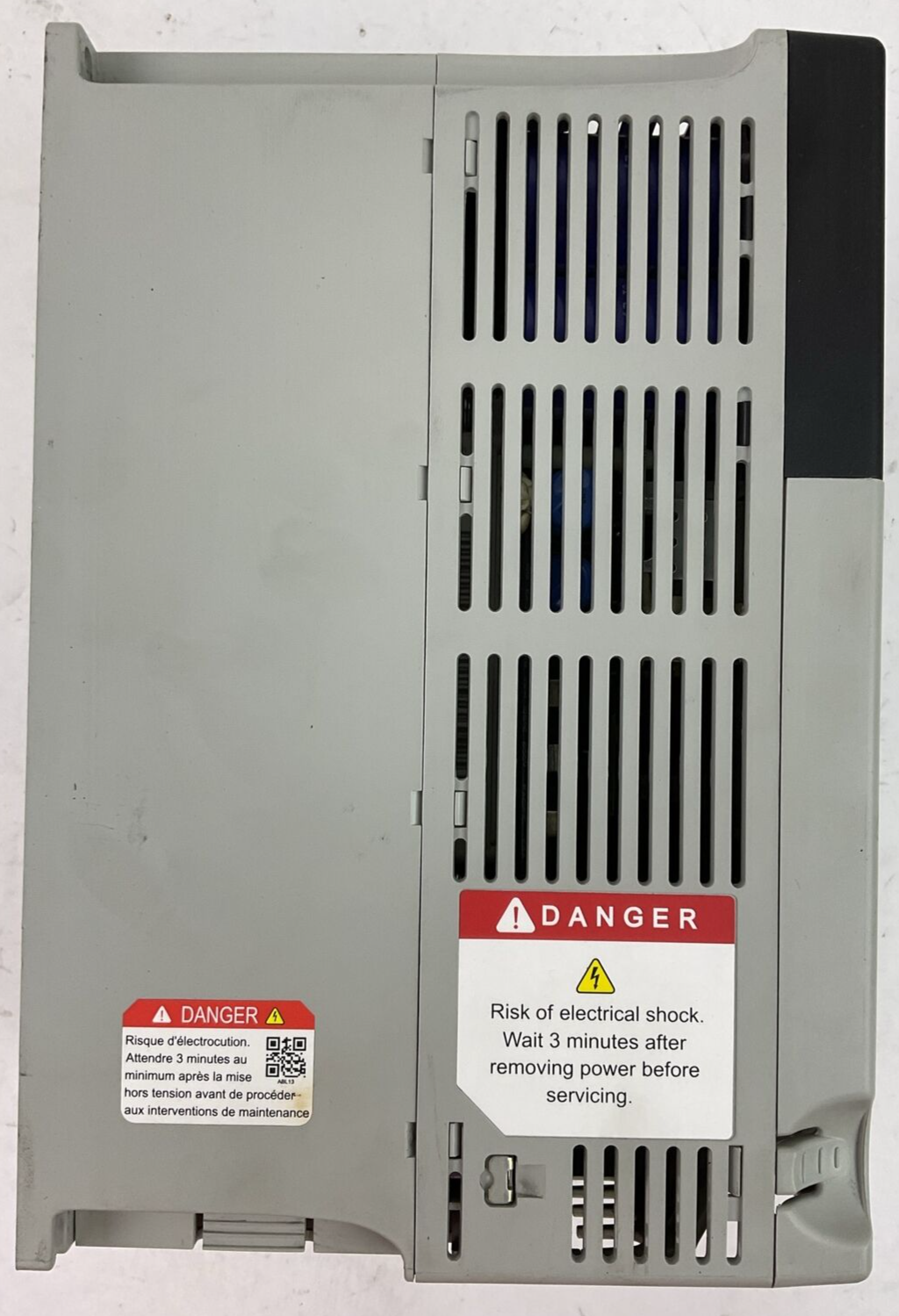 ALLEN BRADLEY 22C-D022N103 AC DRIVE SER B FRN 8.02 OUTPUT 0-460VAC