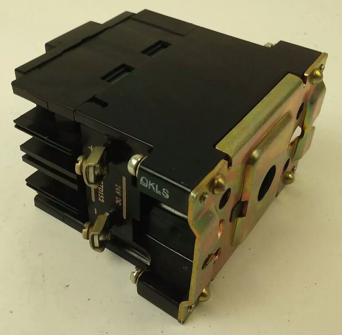 ALLEN BRADLEY, 700DC-R110Z24 SER.B, 600V, 30A, 24V DC COIL, MISSING PARTS