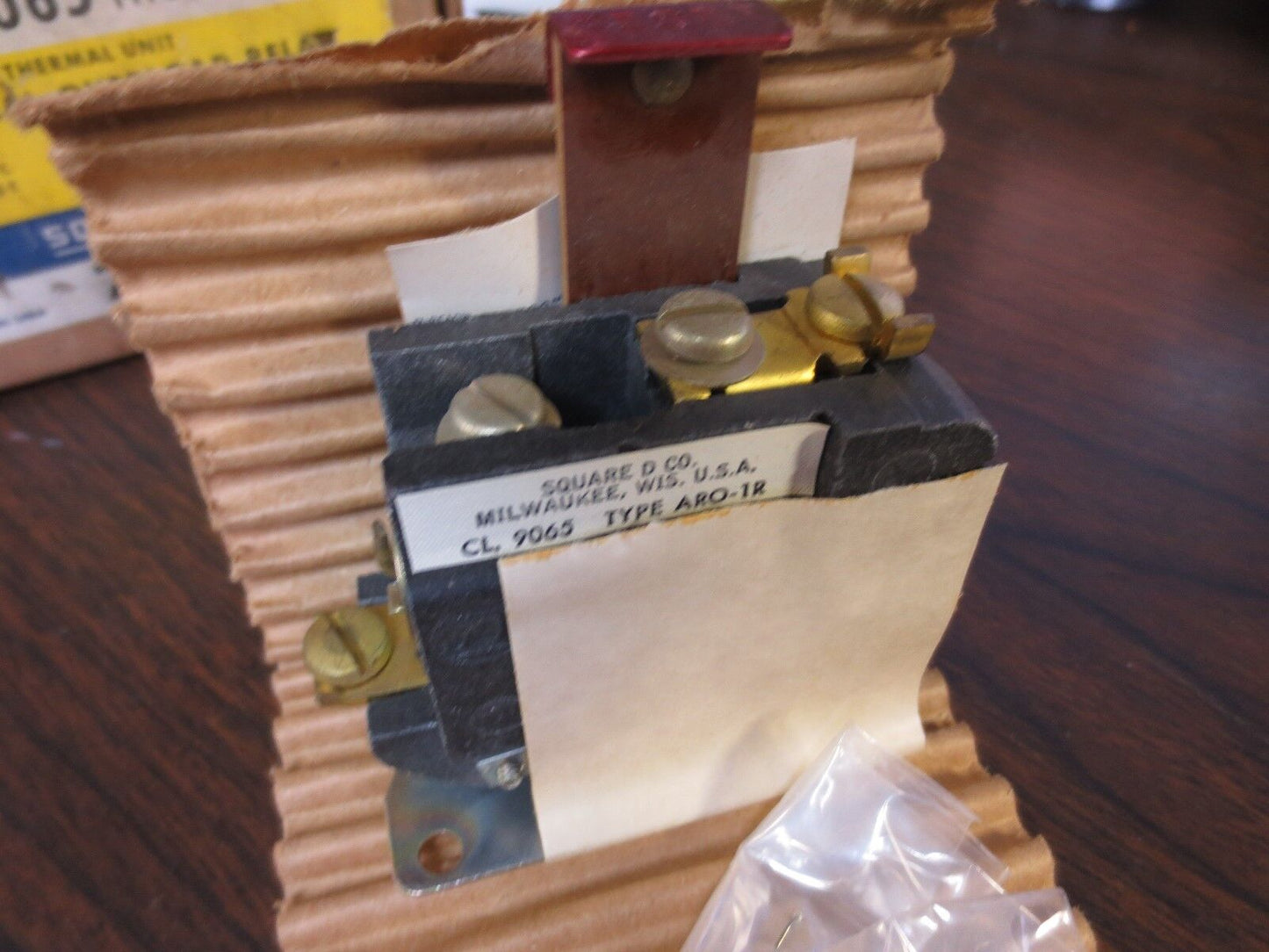 SQUARE D CLASS 9065 ARO-1R / AR0-1R THERMAL OVERLOAD RELAY 78042 - NEW SURPLUS