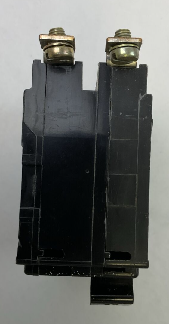 SQUARE D QOB220 20AMP 120/240VAC 2POLE
