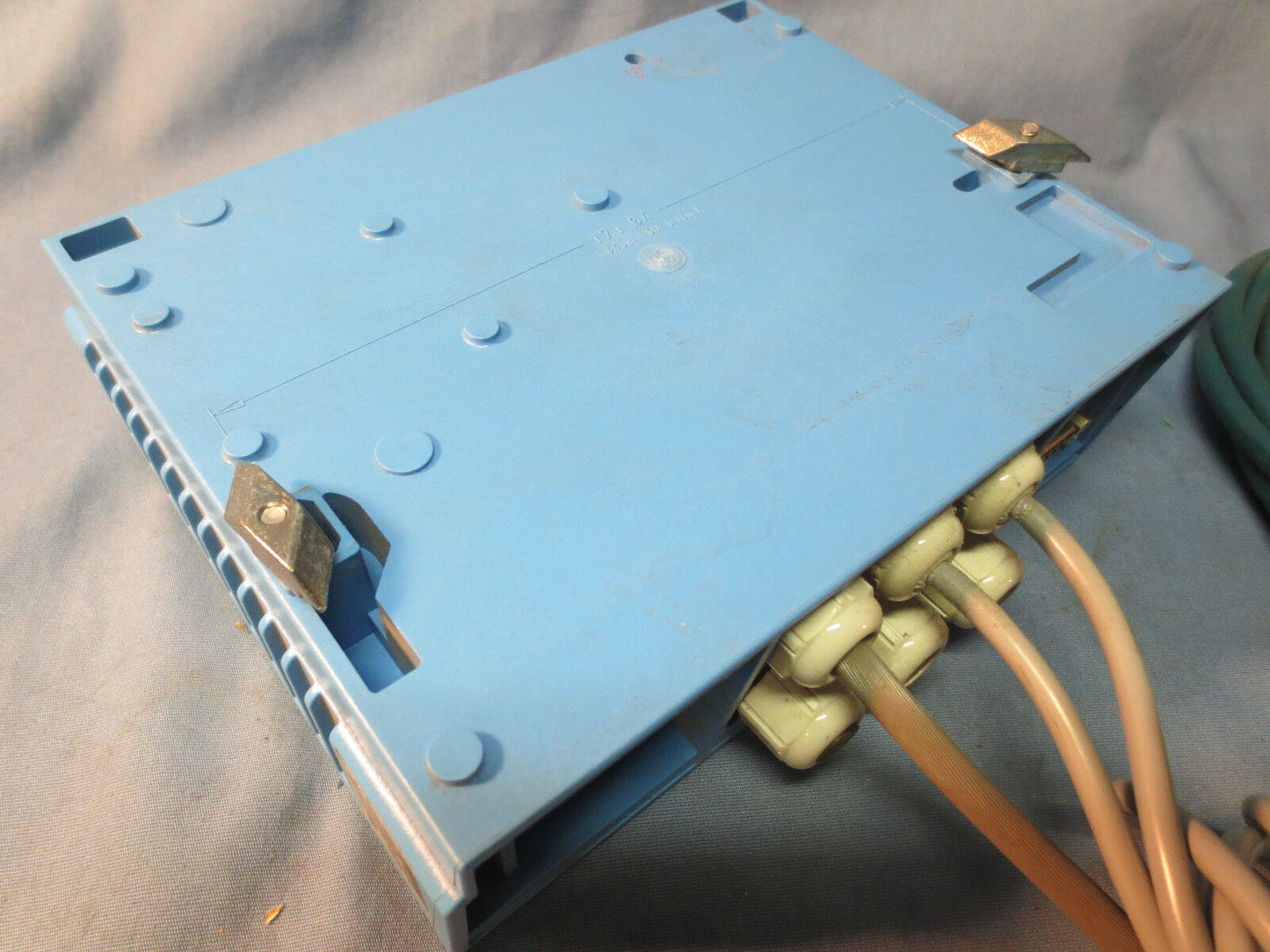 SICK CDM420-0102 CONNECTION MODULE 1 026 220 w/ ALL CORDS