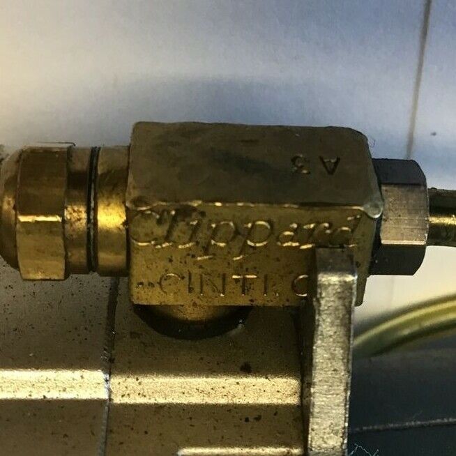 AVERY DENNISON 12500-0 PNEUMATIC CABLE TIE INSTALLATION TOOL MS3367/MS3368