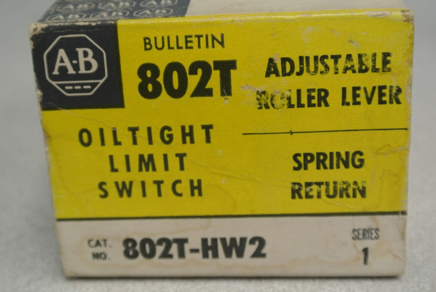 ALLEN-BRADLEY 802T-HW2 OILTIGHT LIMIT SWITCH Ser 1 / SPRING RETURN / NEW SURPLUS