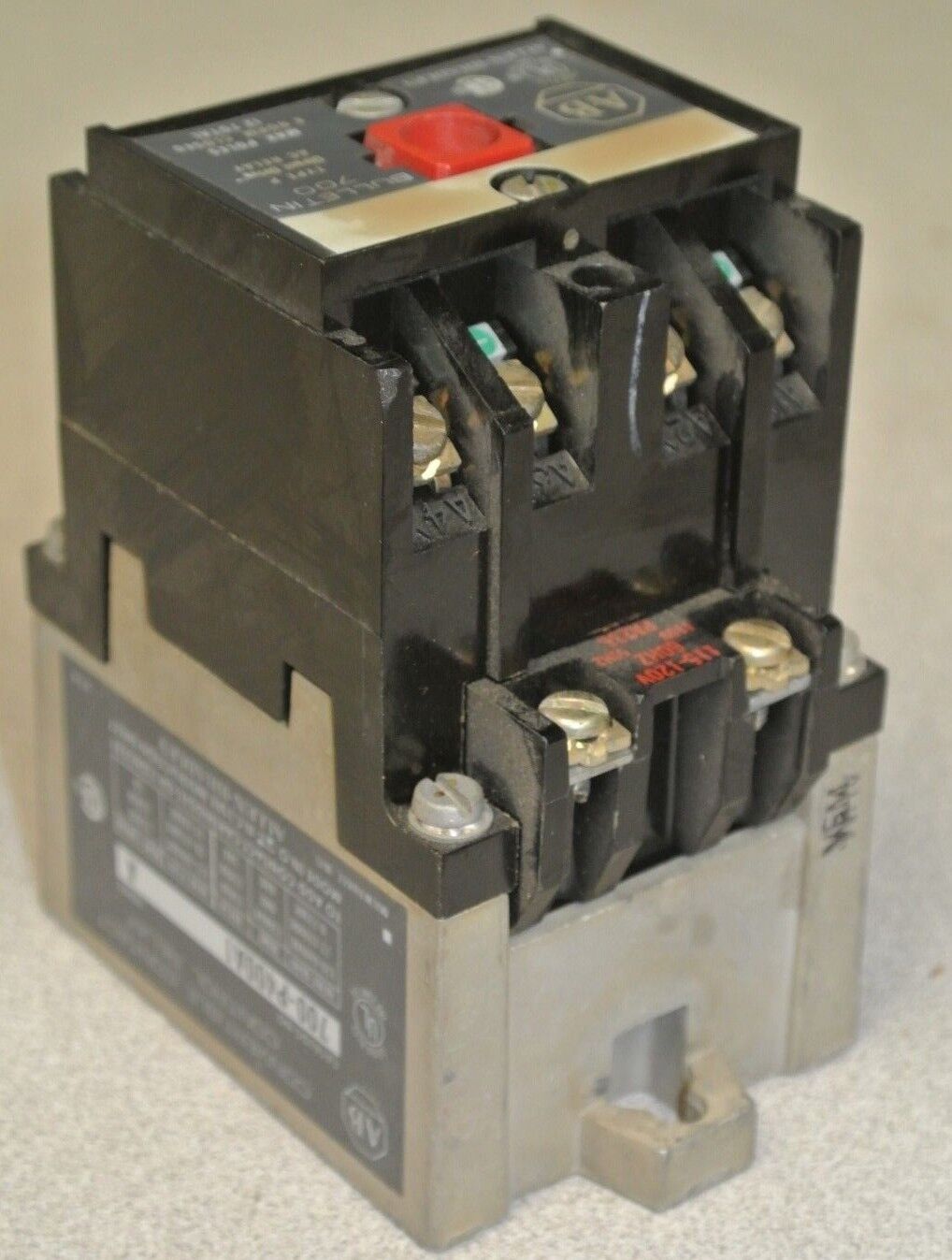 ALLEN-BRADLEY 700-P400A1 Ser. A - AC CONVERTIBLE CONTACT CONTROL RELAY /