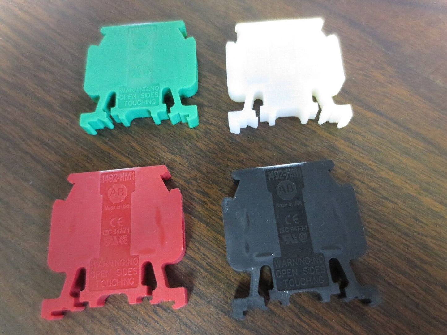 A-B 1492-HM1 TERMINAL BLOCKS WHITE (106), RED (55), GREEN (40), BLACK (59) NEW