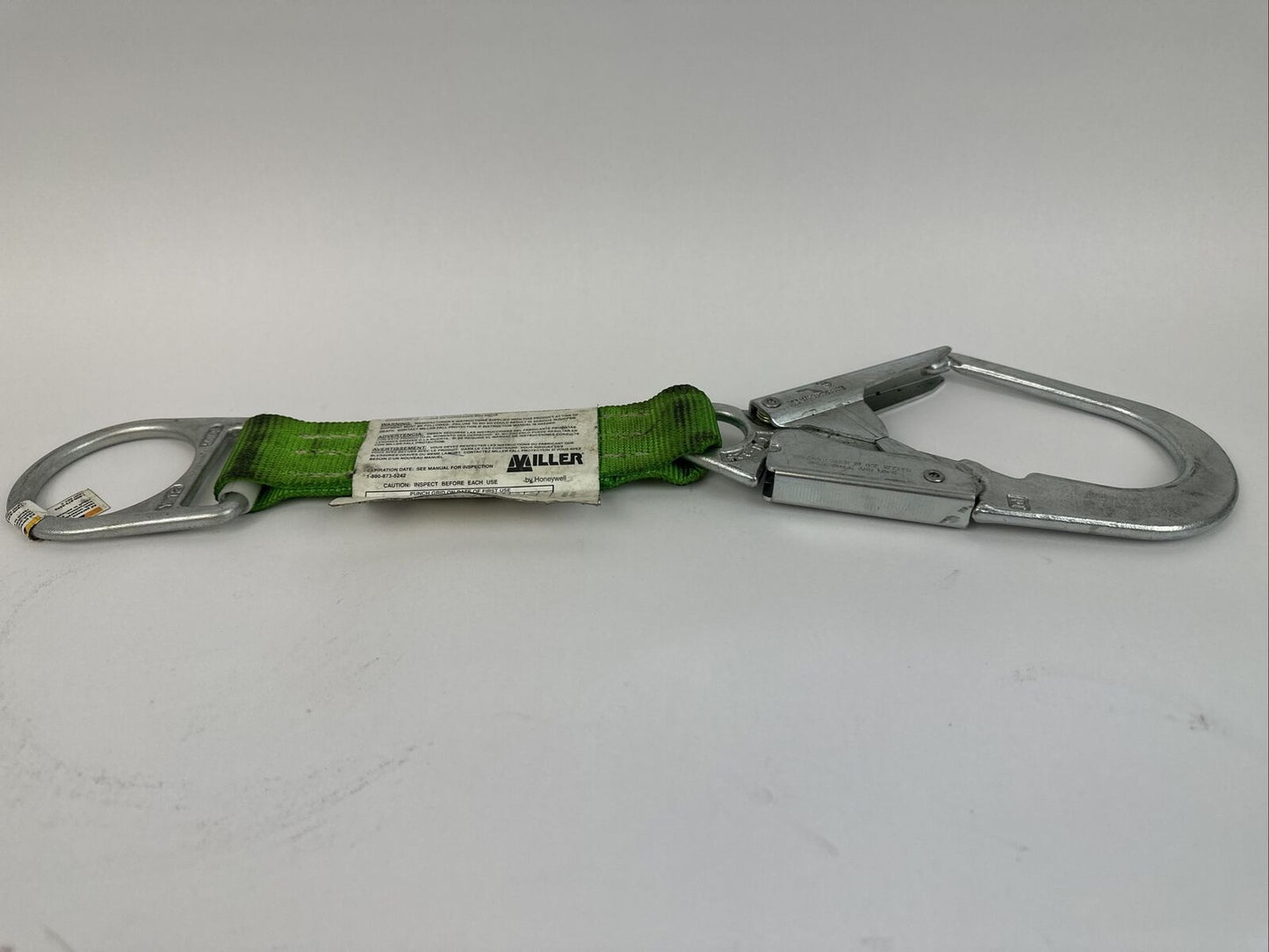 MILLER 480/19INGN LANYARD 19IN 400LBS HOOK ANCHOR POLYESTER