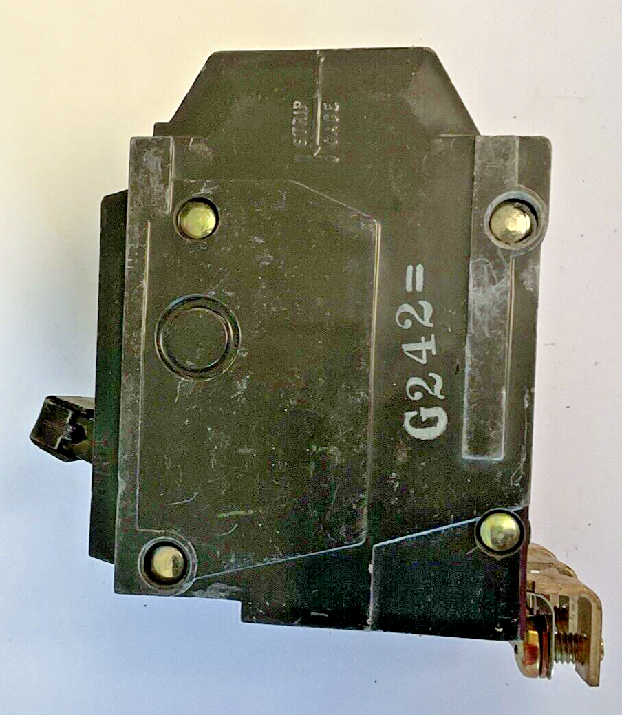 GE THQB32070 CIRCUIT BREAKER 240VAC 3POLE 70A