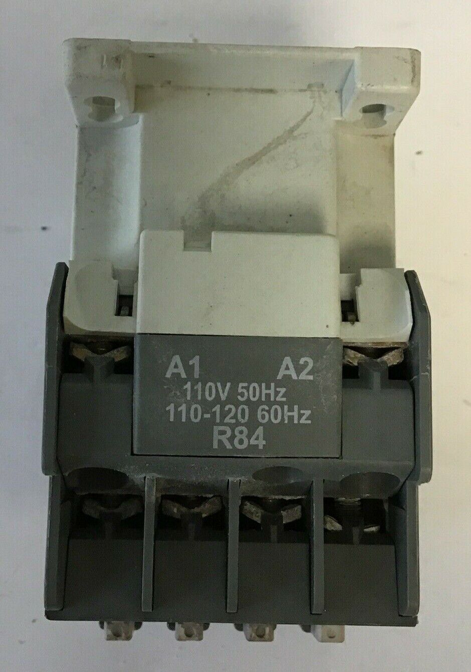 ABB A9-30-01 CONTACTOR 26A 1000VAC 7.5HP ***LOTOF5***