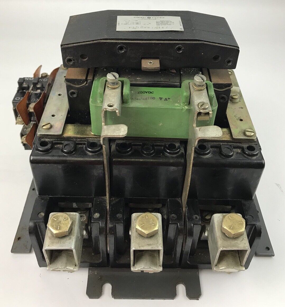 GE CR105G000DFA CONTROL NEMA SIZE 5 MAX VOLTS 600 AC MAX AMPS 300 * USED *