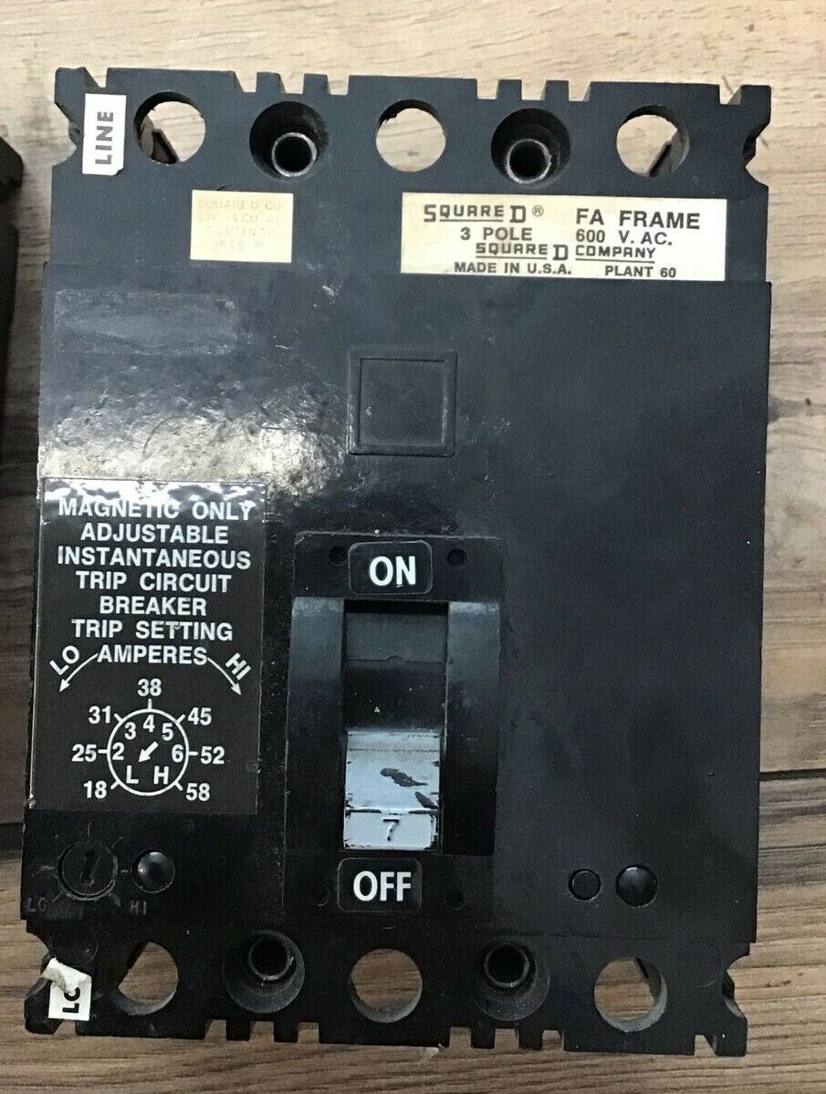 SQUARE D FAL-36007-12M CIRCUIT BREAKER 7AMP MISSING LUGS****LOTOF3***