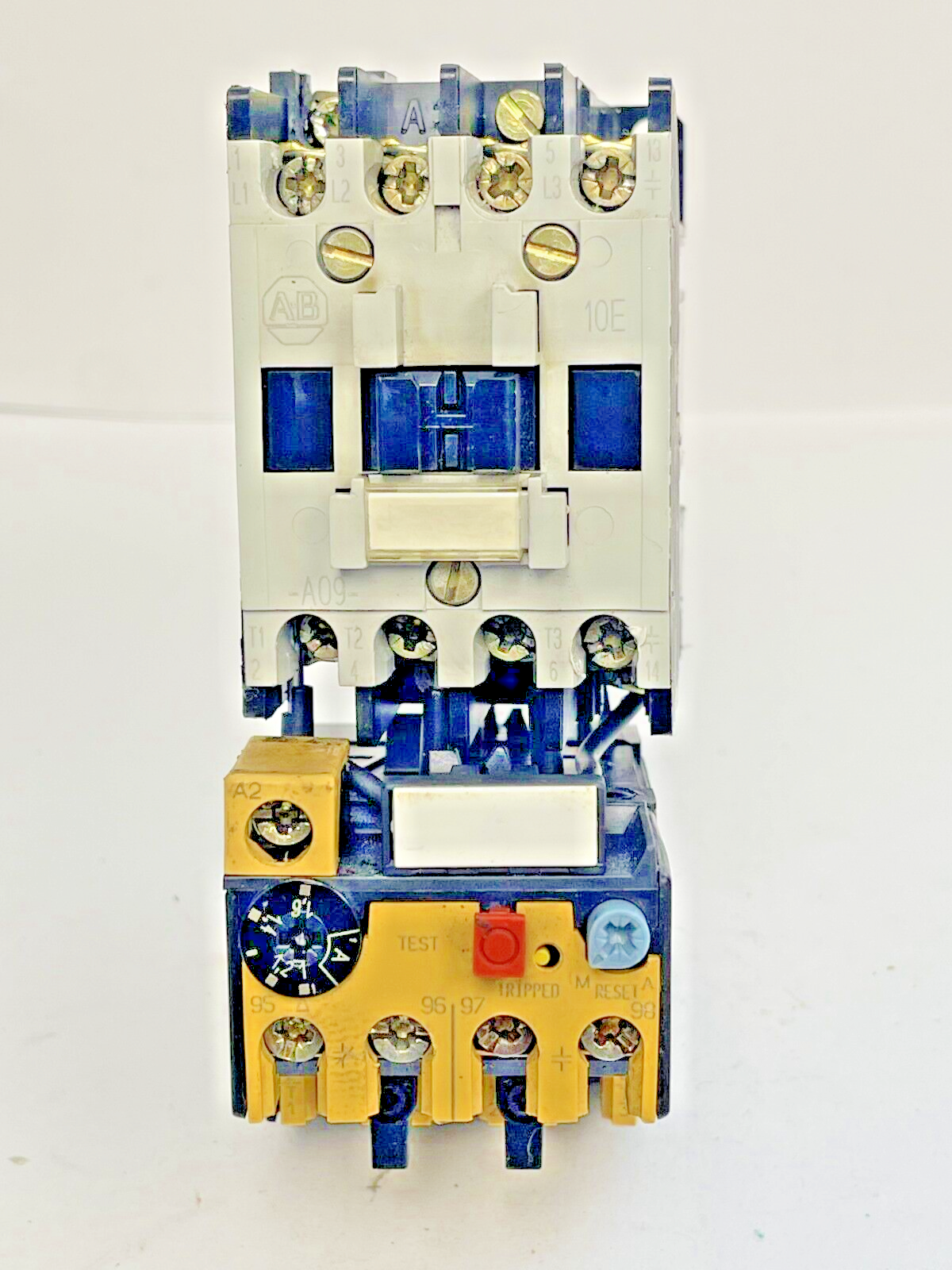 ALLEN BRADLEY - 100-A09ND3 SER. B CONTACTOR & 193-BSB 16 SER. B RELAY