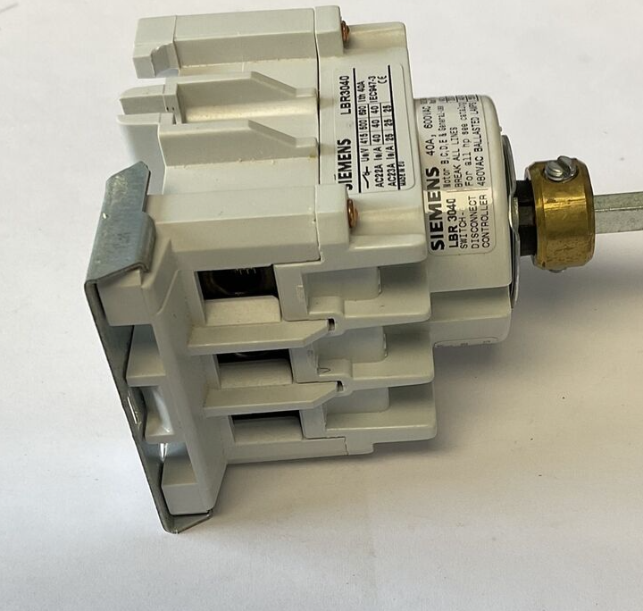 SIEMENS LBR3040 SWITCH DISCONNECT HANDLE 600VAC 40A