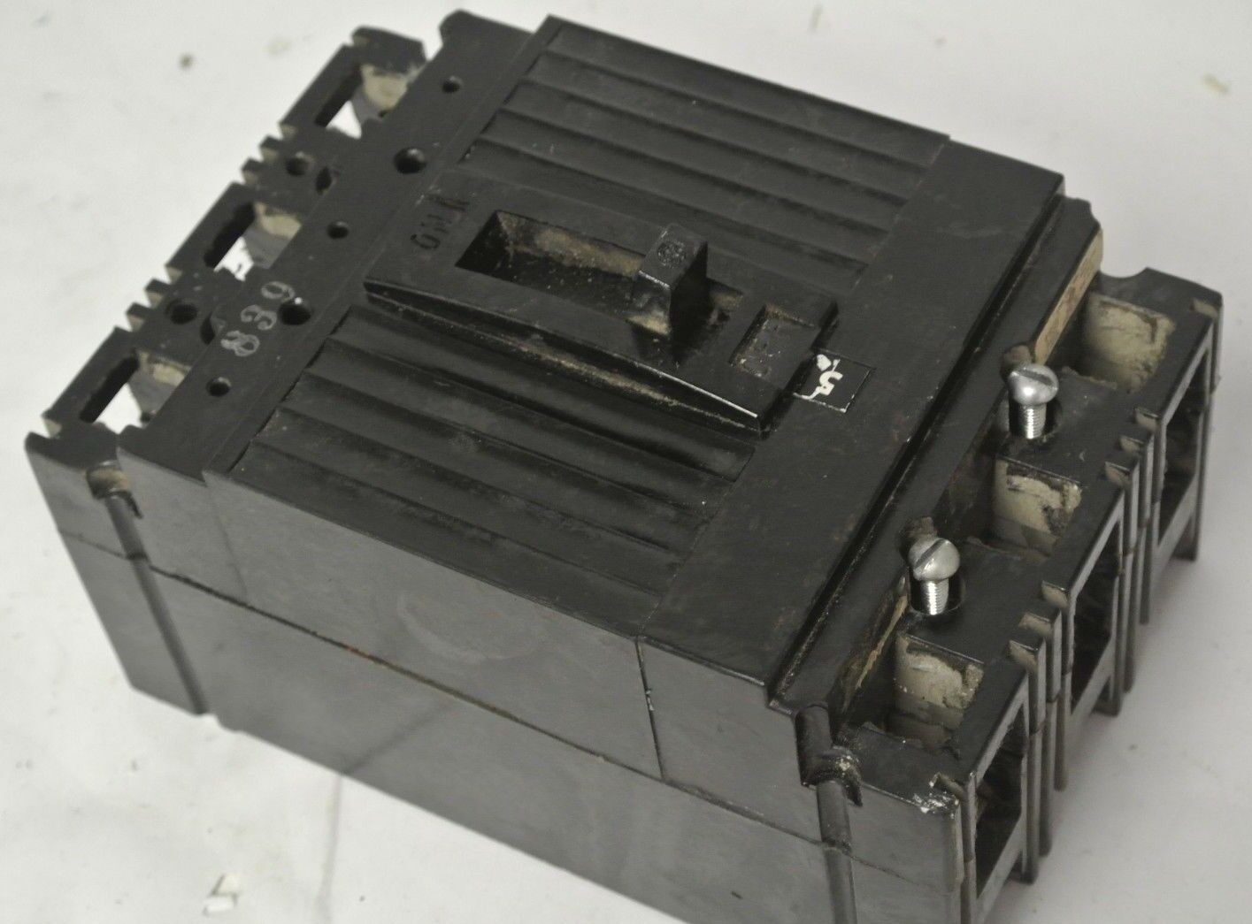 GE TEF134020 CIRCUIT BREAKER - 480VAC, 20A, 3-POLE