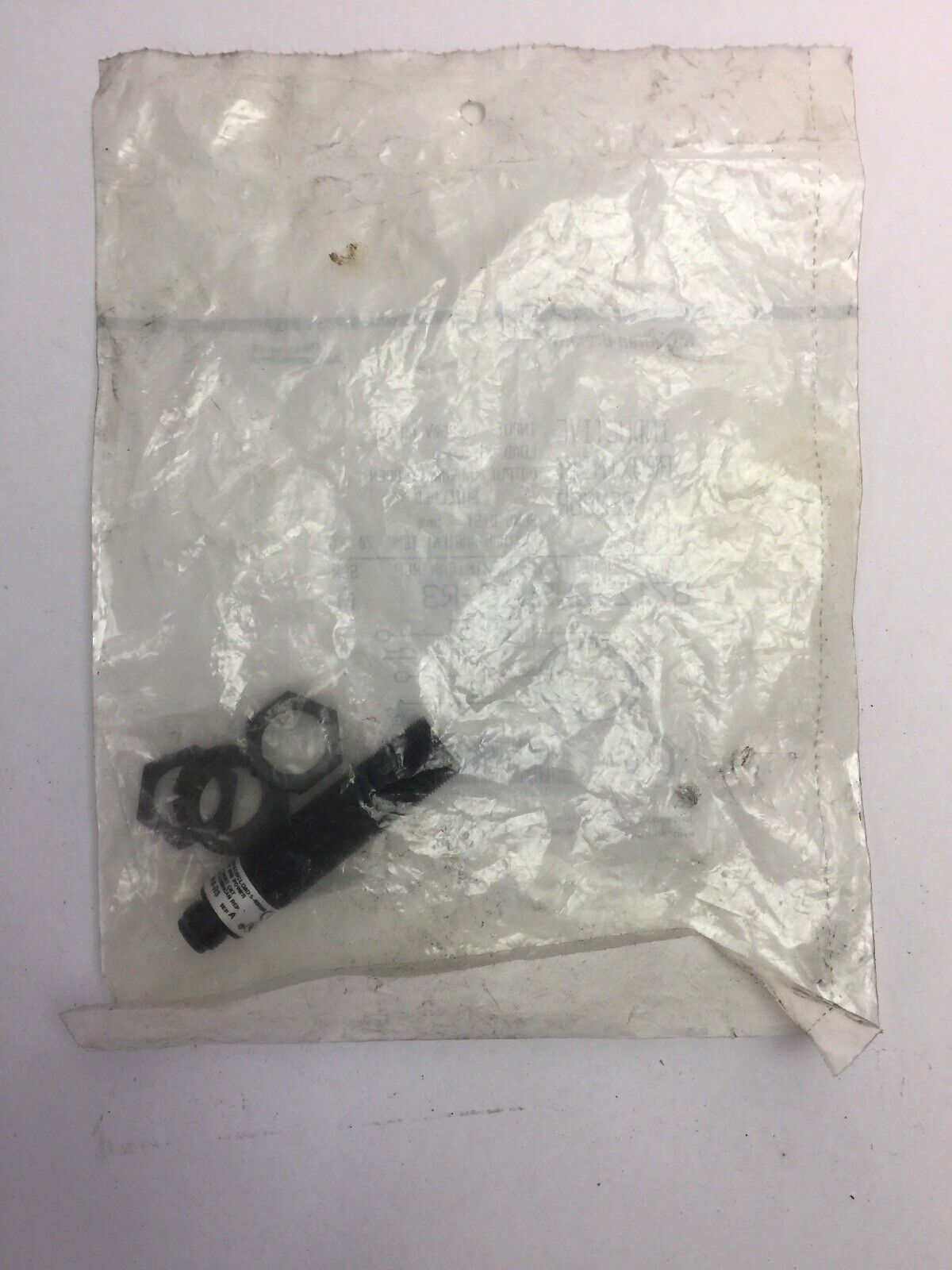 ALLEN BRADLEY 871Z-BW5N18-R3 INDUCTIVE PROXIMITY SENSOR 40-250VAC 5-400mA SER A
