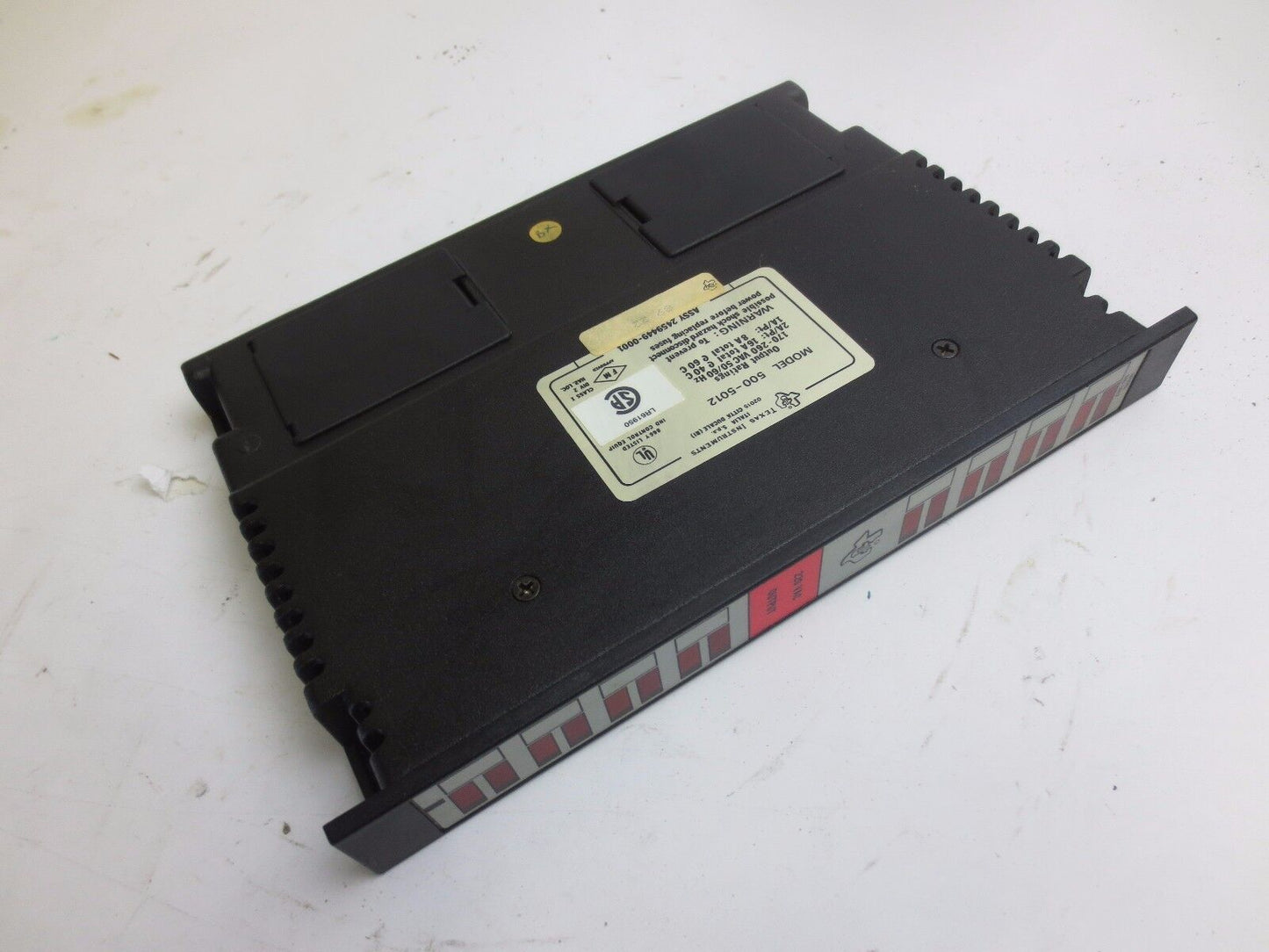 TEXAS INSTRUMENTS / SIEMENS 500-5012 220V OUTPUT MODULE