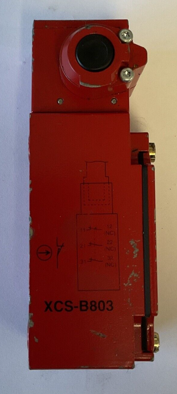 TELEMECANIQUE XCS-B803 SAFETY SWITCH 3A 240V 6KV