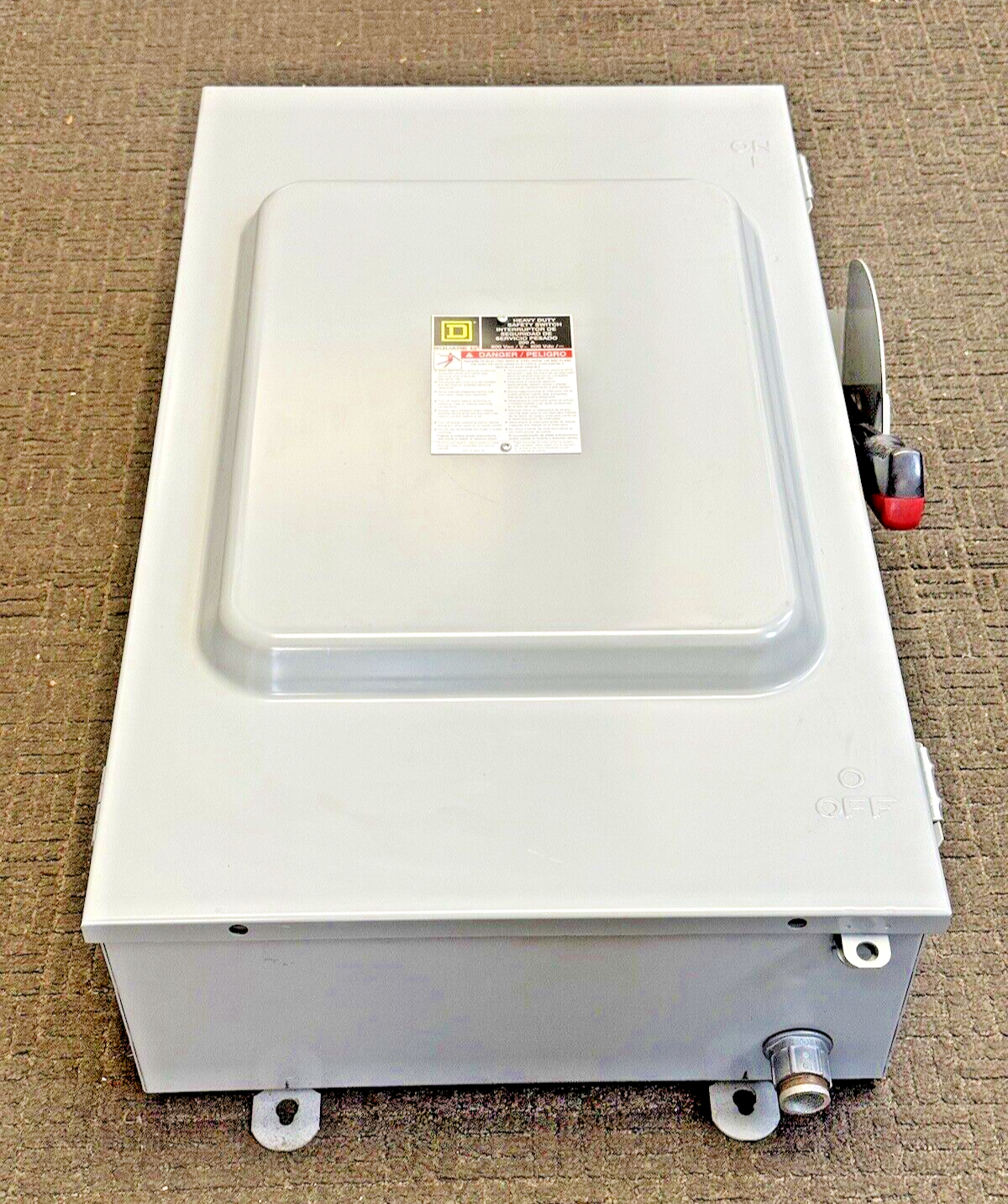 SQUARE D - H364AWK SER. F06 - SINGLE THROW FUSIBLE DISCONNECT SWITCH -200A, 600V