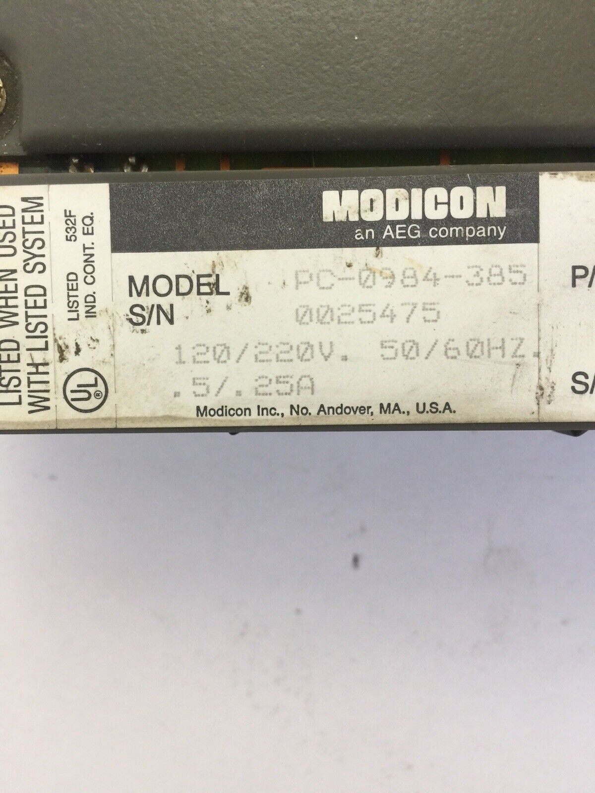 AEG MODICON PC-0984-385 PROGRAMABLE CONTROLLER 120/220V 50/60HZ 0.5/0.25A
