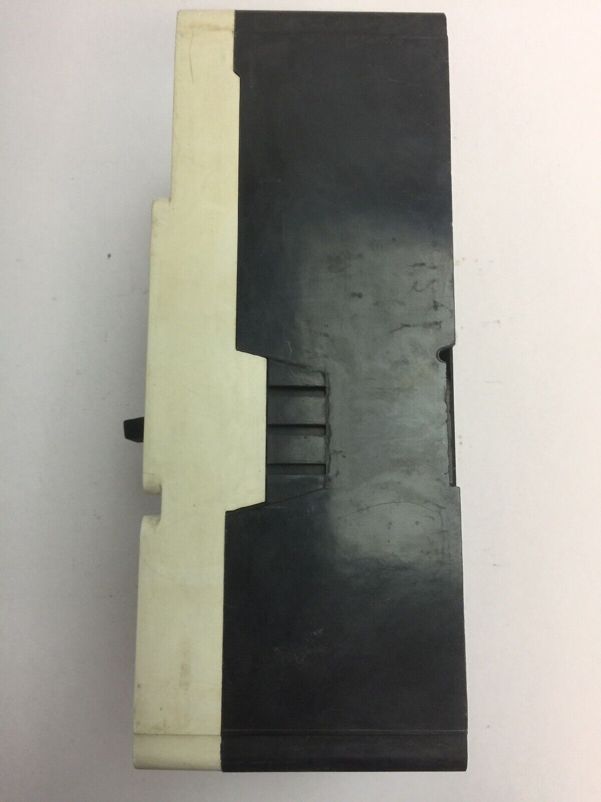 CUTLER HAMMER HM2P400X5WS10 MOTOR CIRCUIT PROTECTOR 400A 600VAC 250VDC 2 POLE