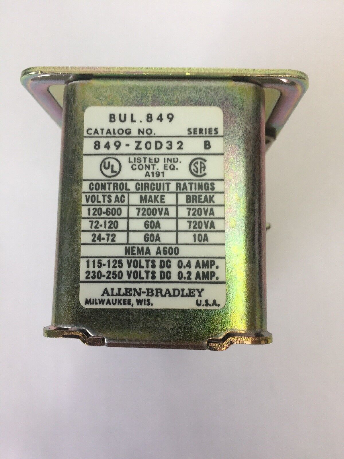 ALLEN BRADLEY 849-Z0D32 PNEUMATIC TIMING RELAY 600VAC 21A244 COIL 120V 60HZ