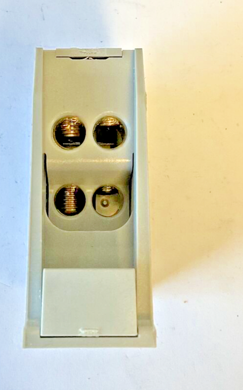 ALLEN BRADLEY 1492-PDE1142 POWER DITRIBUTION BLOCK SER.A 200A 600V