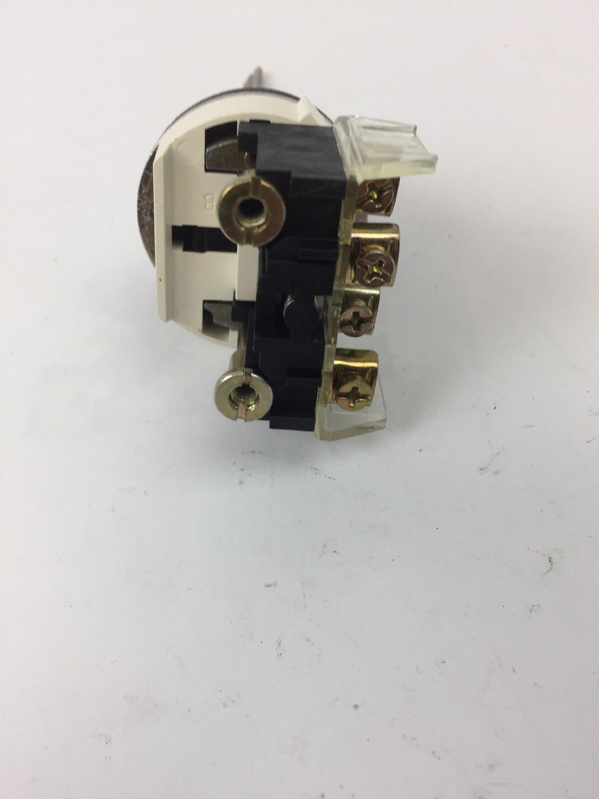 ALLEN BRADLEY 800T-H51A SELECTOR SWITCH SER T KEY 2 POSITION SPRING RETURN