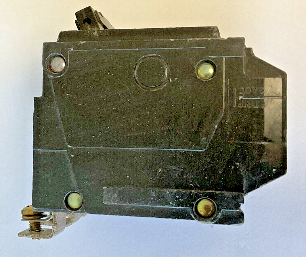 GE THQB32070 CIRCUIT BREAKER 240VAC 3POLE 70A