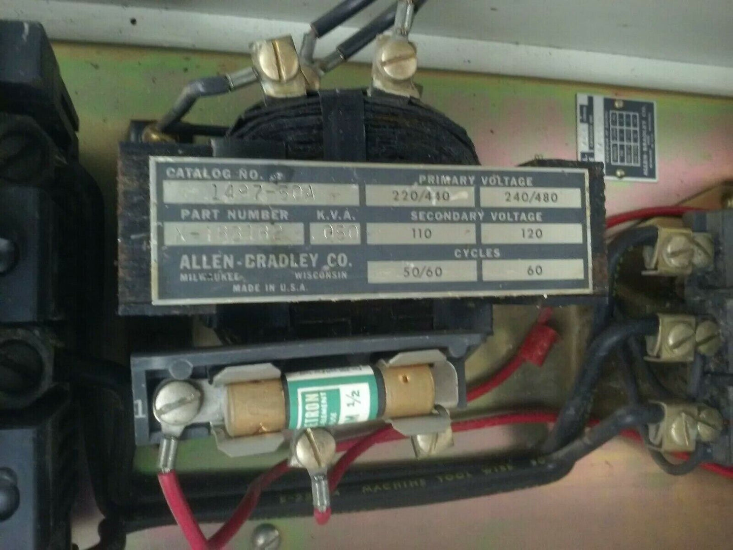 ALLEN BRADLEY SIZE 1 COMBINATION STARTER 872240 SIZE 1 BUL.713 SER. K STARTER