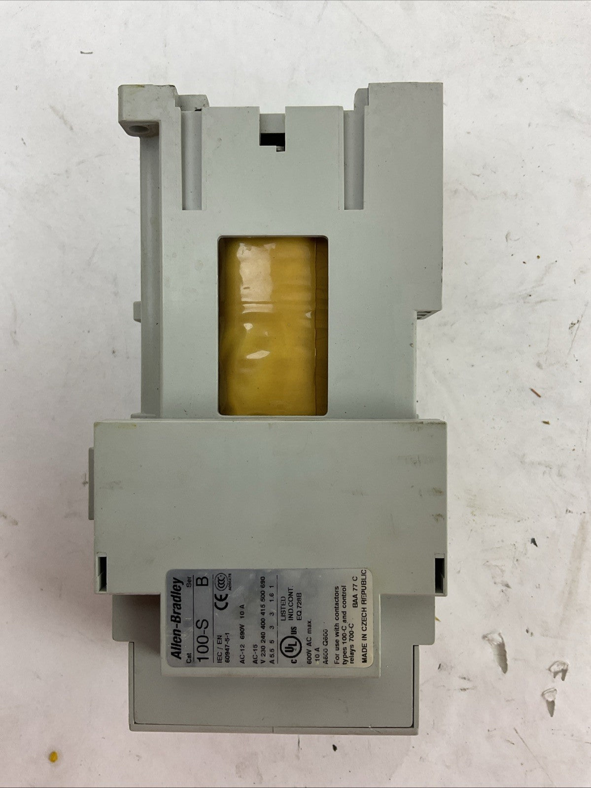 ALLEN BRADLEY 100-C37D*00 SER C CONTACTOR 600VAC 60A 3PH 30HP 24VDC COIL