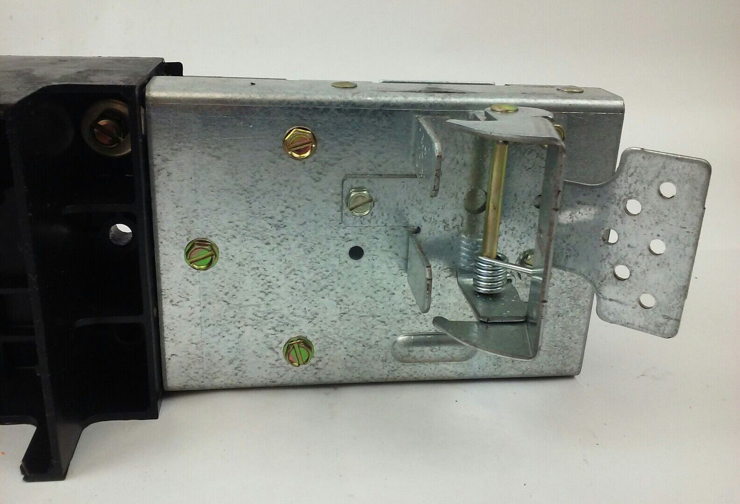 GE AMC4SE CIRCUIT BREAKER MODULE MODEL 1, 300A, 600V, 4P, USED GOOD CONDITION