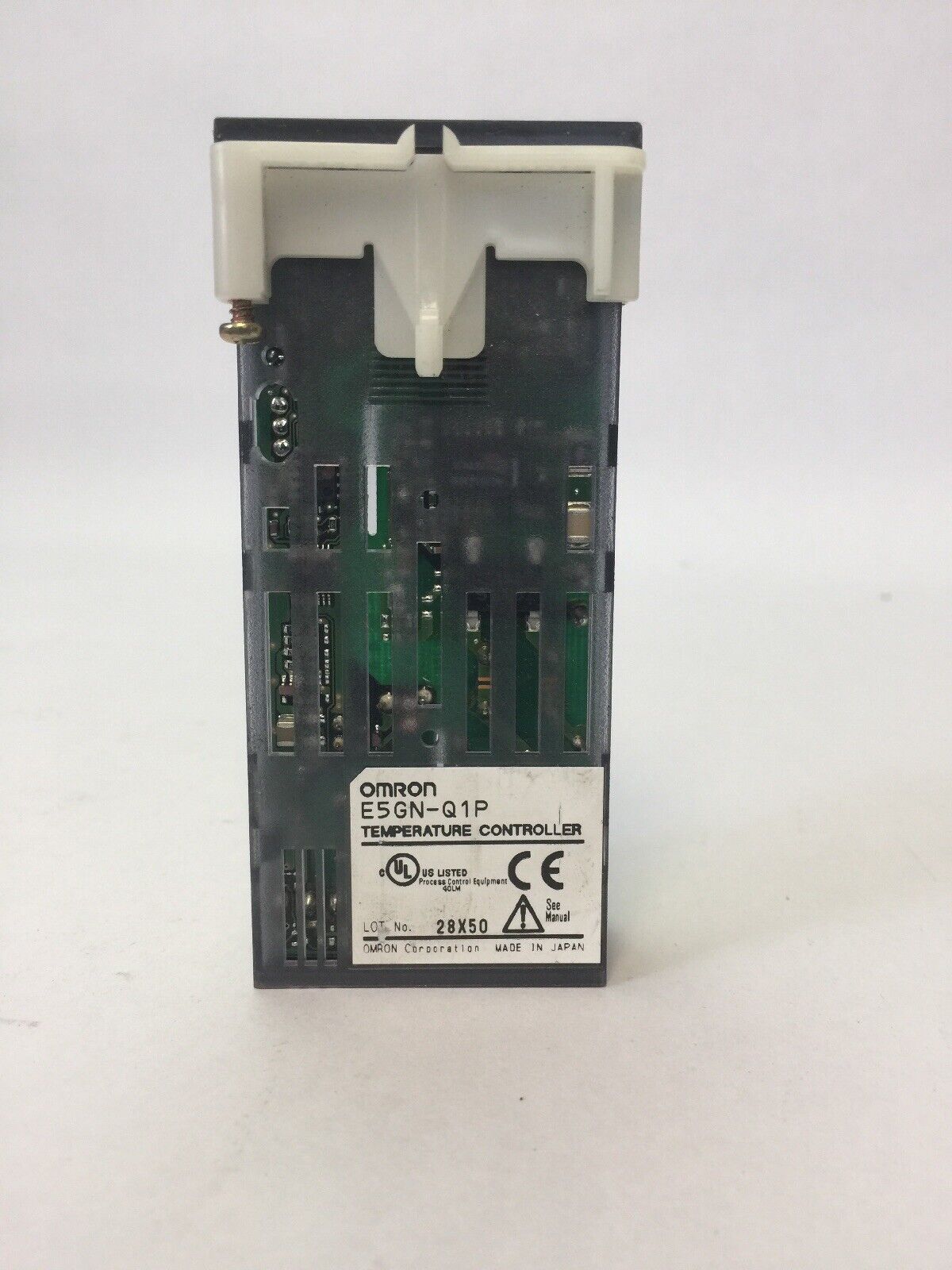 OMRON E5GN-Q1P TEMPERATURE CONTROLLER 111-240VAC OUTPUT 21mA 12VDC