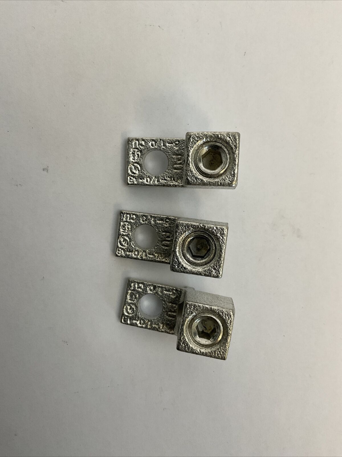 ALLEN BRADLEY 1494R-N2 SER A LUG CONNECTORS 100AMP