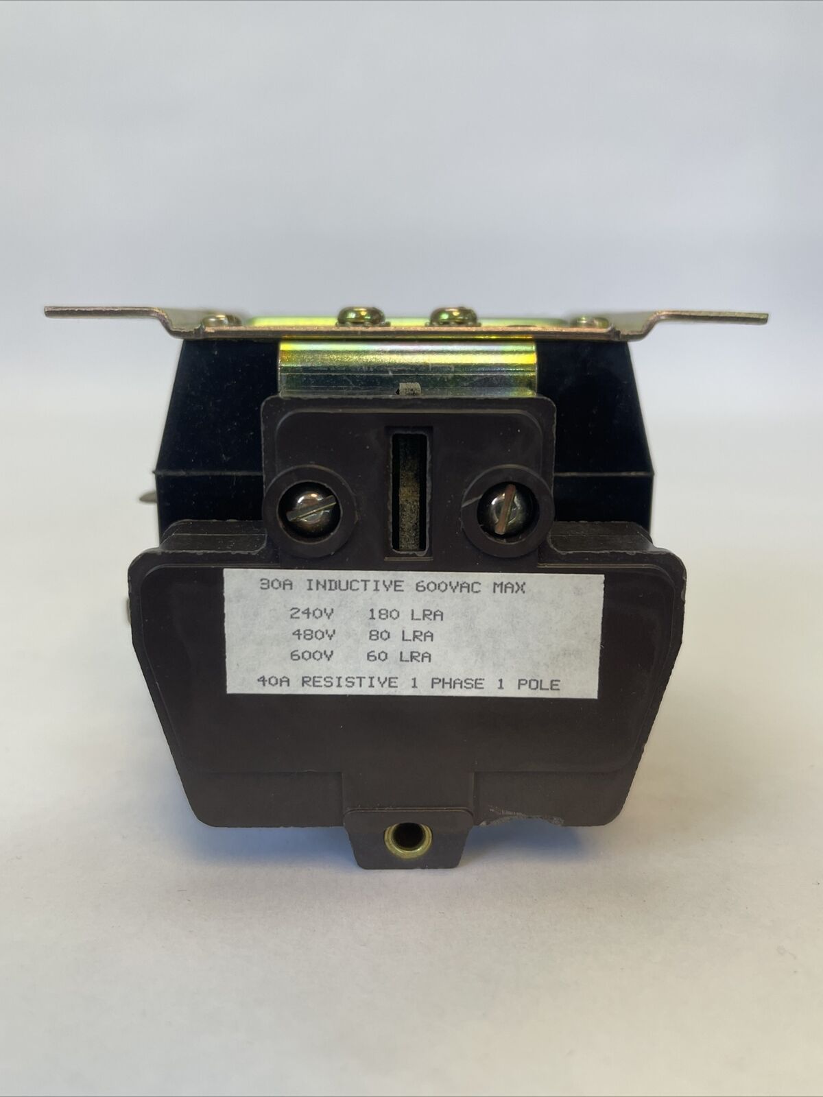 JOSLYN CLARK DP3C304-24 DEFINITE PURPOSE CONTACTOR A77-309027A-3 600VAC COIL 24V
