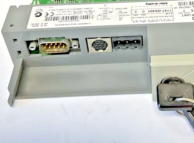 ALLEN BRADLEY 1747-L542 SER.C PREC.REV.7 PROCESSOR UNIT SER.D 24VDC*NOCOVERDOOR*