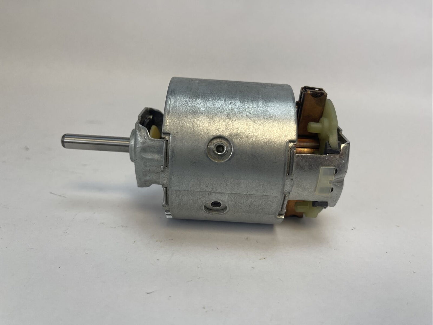 BOSCH 0130111134 BLOWER MOTOR 12V