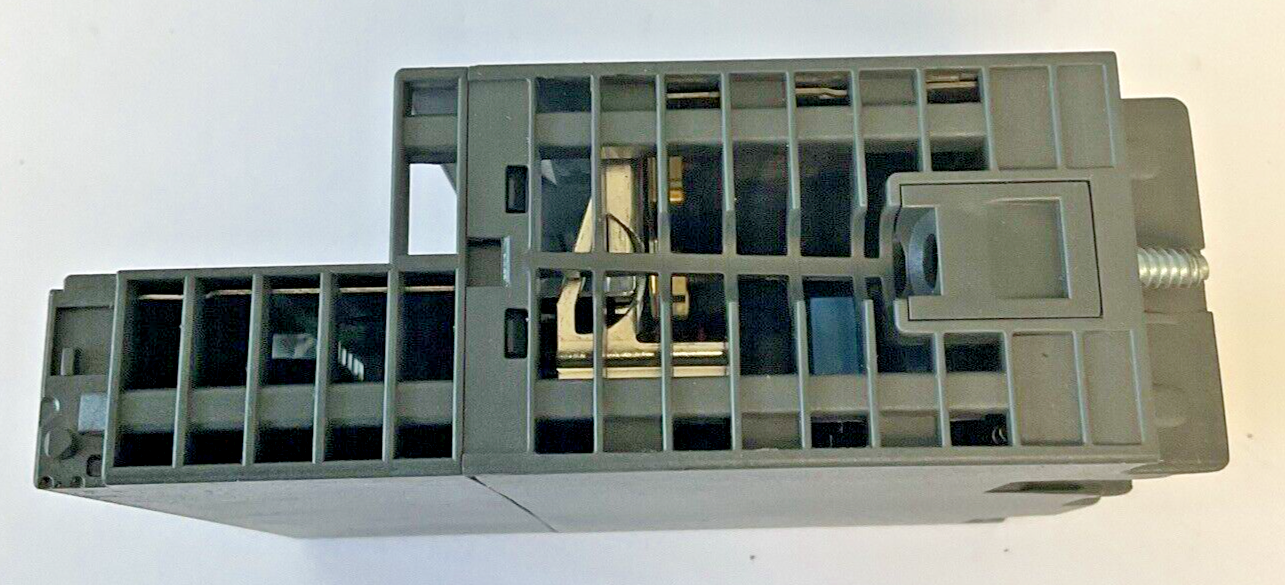 SIEMENS 6ES7 360-3AA01-0AA0 S7 INTERFACE SIMATIC S7