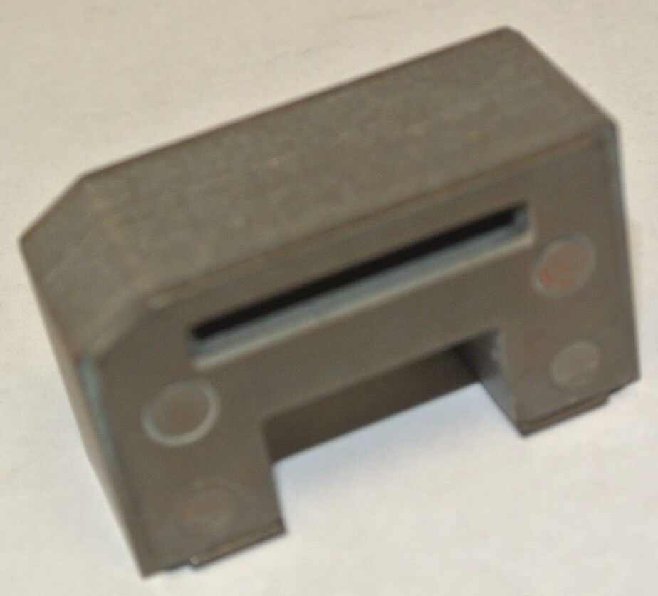ALLEN-BRADLEY X-225320 YOKE ASSEMBLY / NEW SURPLUS
