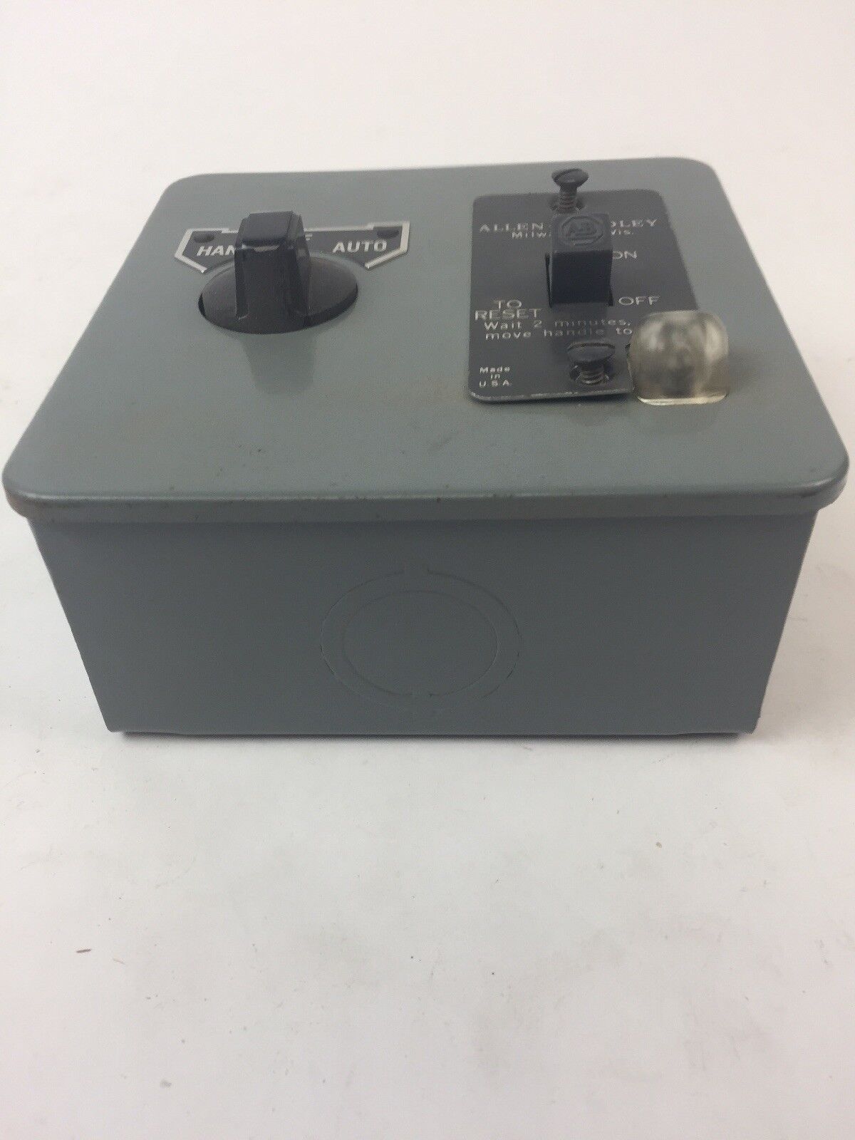 ALLEN BRADLEY 600-TAX218 MANUAL STARTING SWITCH W/ SELECTOR SWITCH & PILOT LIGHT