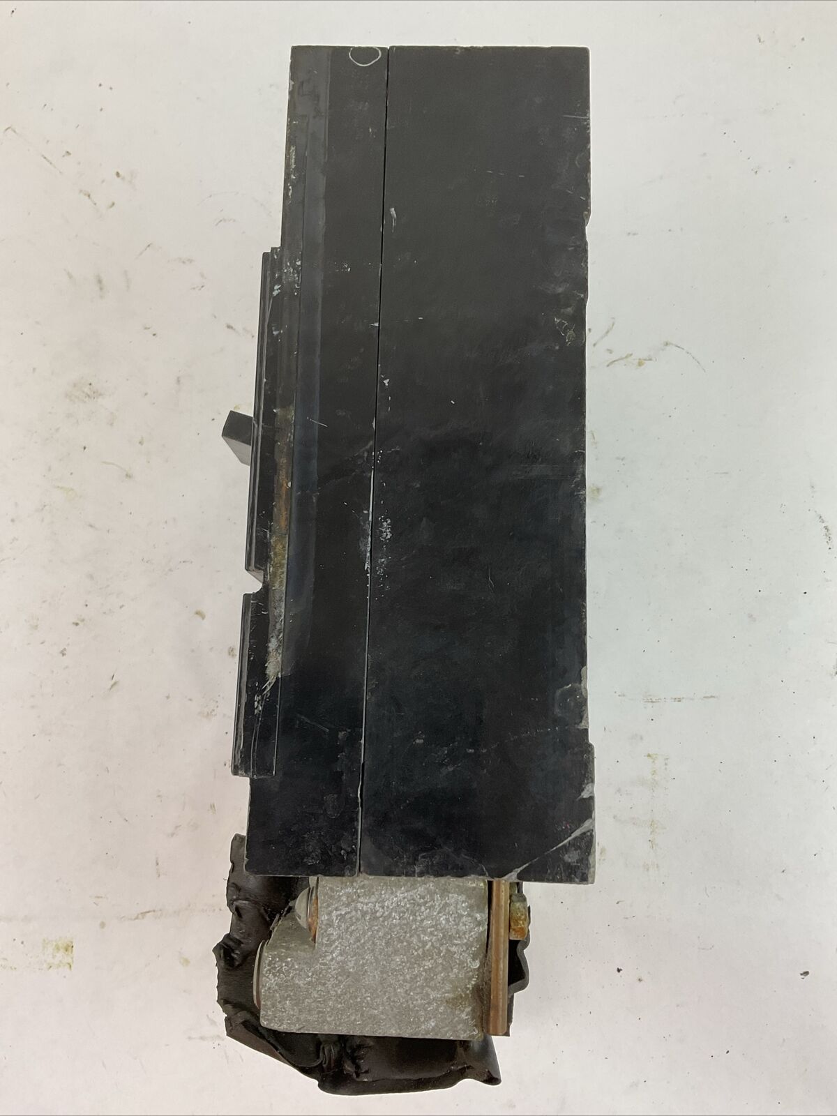 GE TJK63600 CIRCUIT BREAKER 600A 600VAC 3P W/ TJK636T600 TRIP UNIT