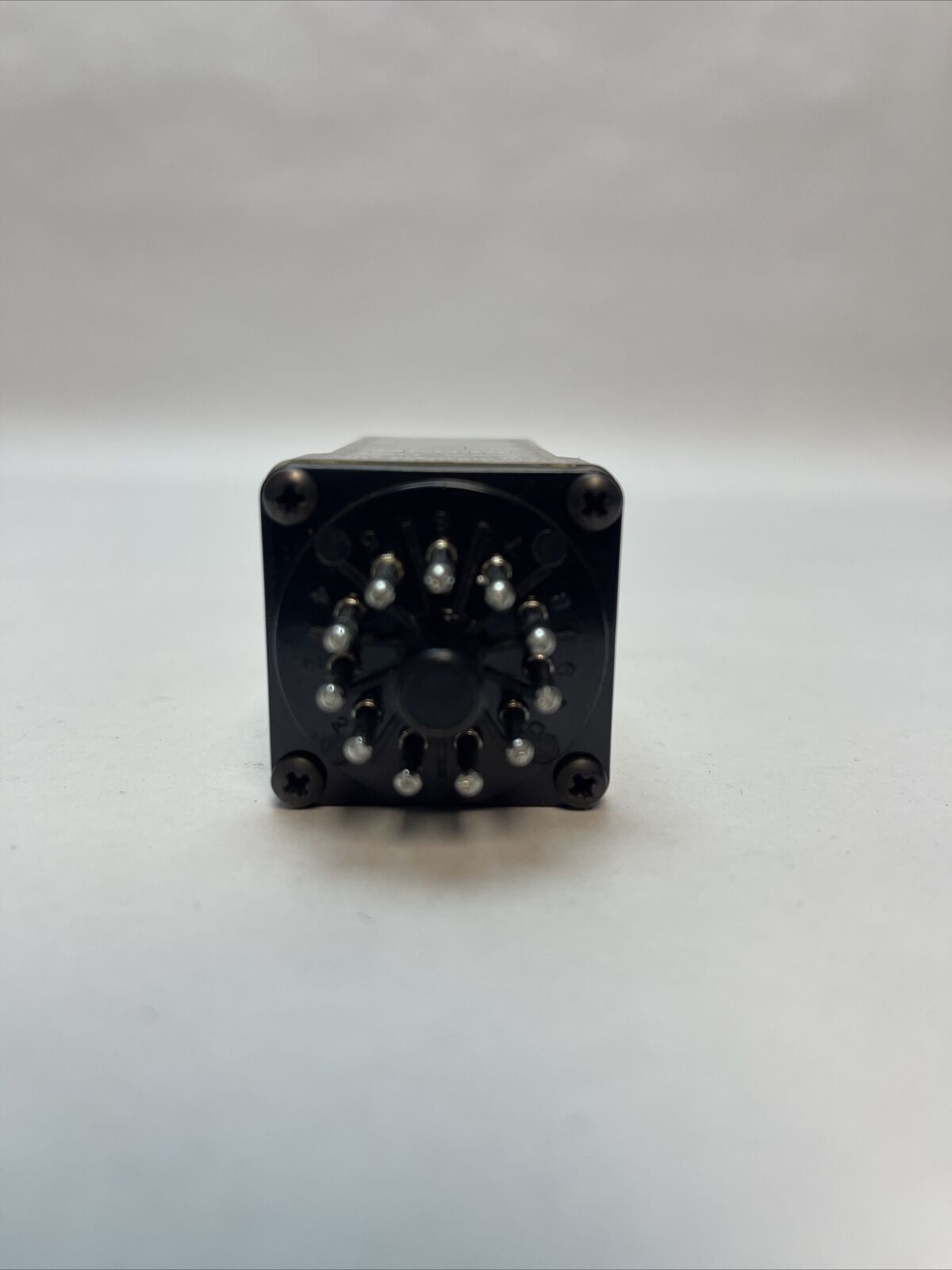 LINE ELECTRIC MKH3A RELAY 10A 120VAC COIL 240VAC