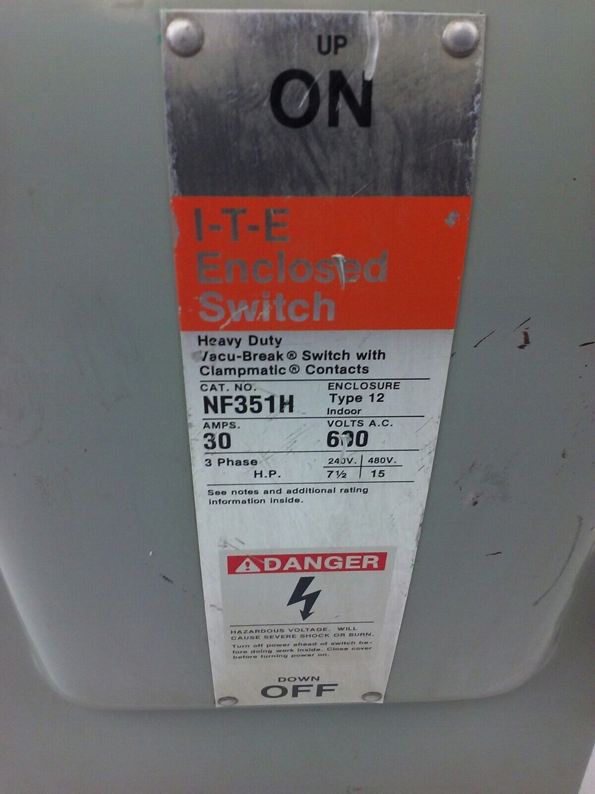 ITE SIEMENS NF351H SAFETY SWITCH, TYPE 12, 30A, 600V, 3P, NF351H-CH, NEW