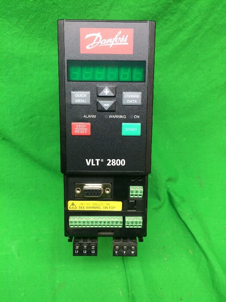 DANFOSS VLT 2800 VARIABLE SPEED DRIVE 195N1013 480V 1.9A