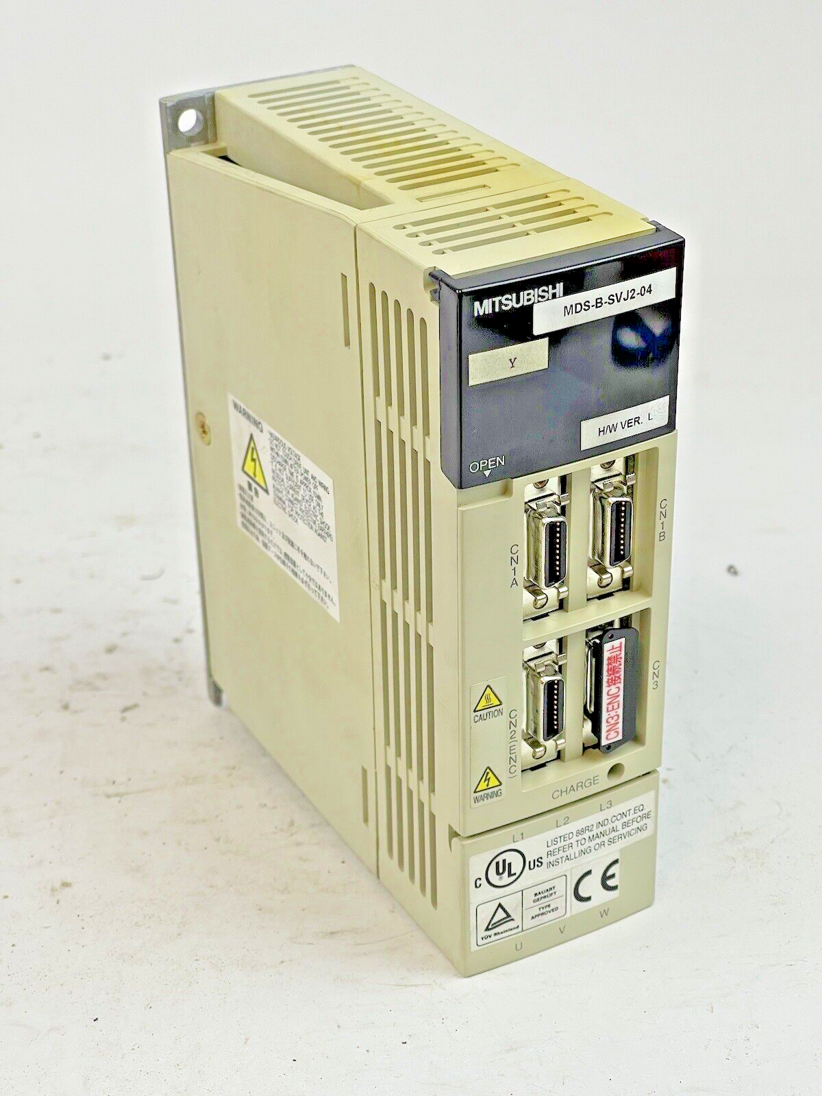 MITSUBISHI - MDS-B-SVJ2-04 - SERVO DRIVE UNIT/ AMPLIFIER -2.8A, 230 VAC, 50/60HZ
