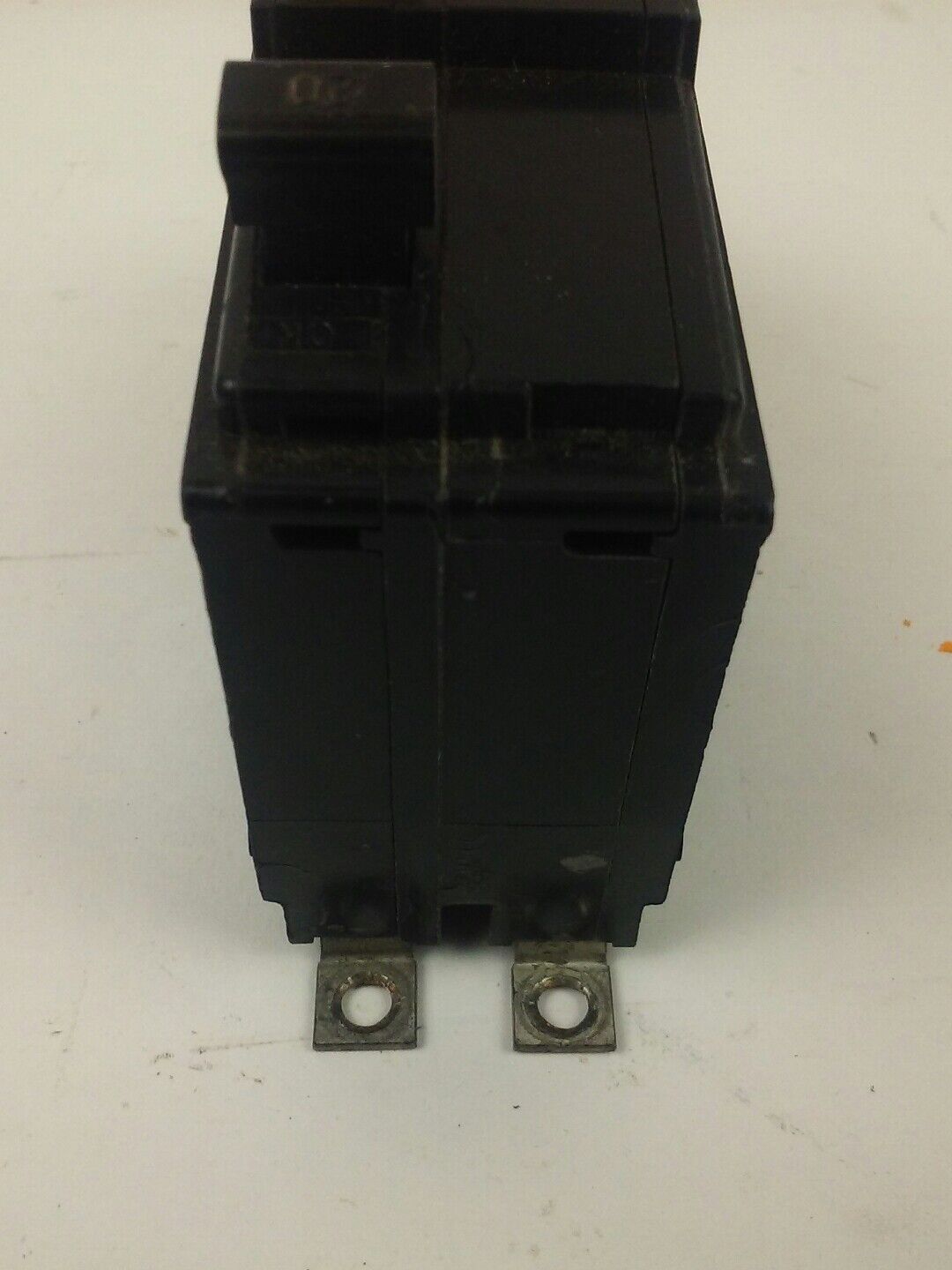 SQ. D QOB220GFI CIRCUIT BREAKER, 2P, 20A, 120/240V GFI, USED MISSING SCREWS
