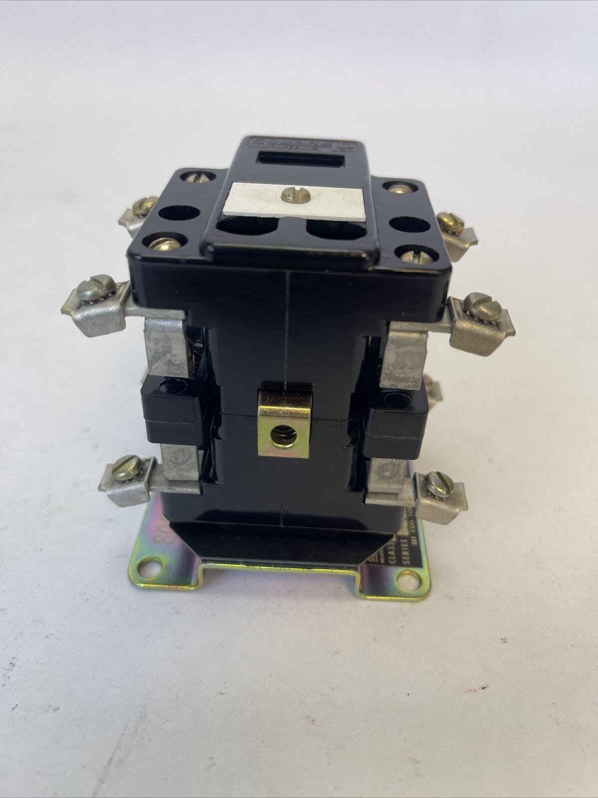 SQUARE D 8501 D0-22-S6 AC RELAY 600VAC 10A COIL 120V 60HZ 110V 50HZ