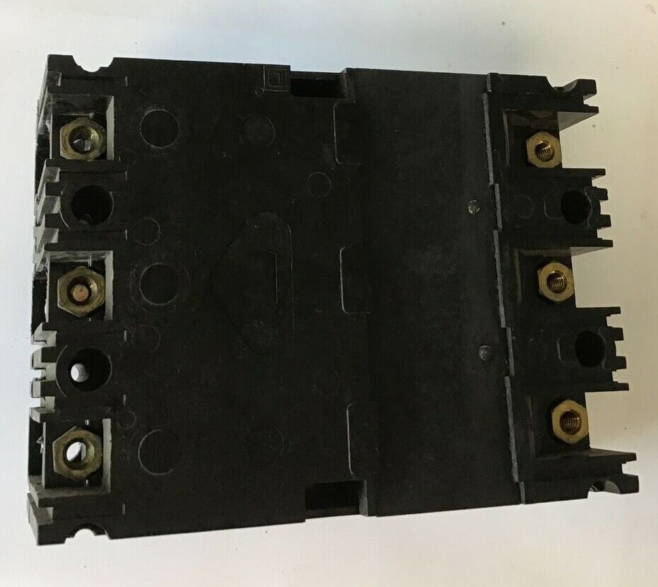 SQUARE D EHL36007 12M CIRCUIT BREAKER 600V 3POLE 7AMP