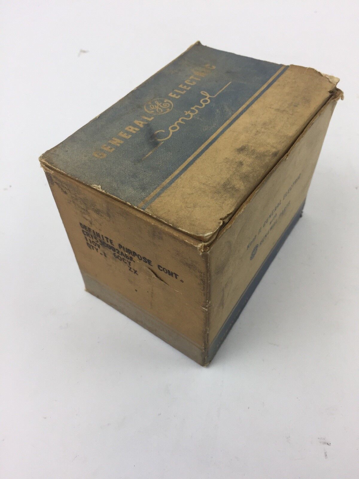 GE CR153C002ABA DEFINITE PURPOSE CONT 110V 60 CY