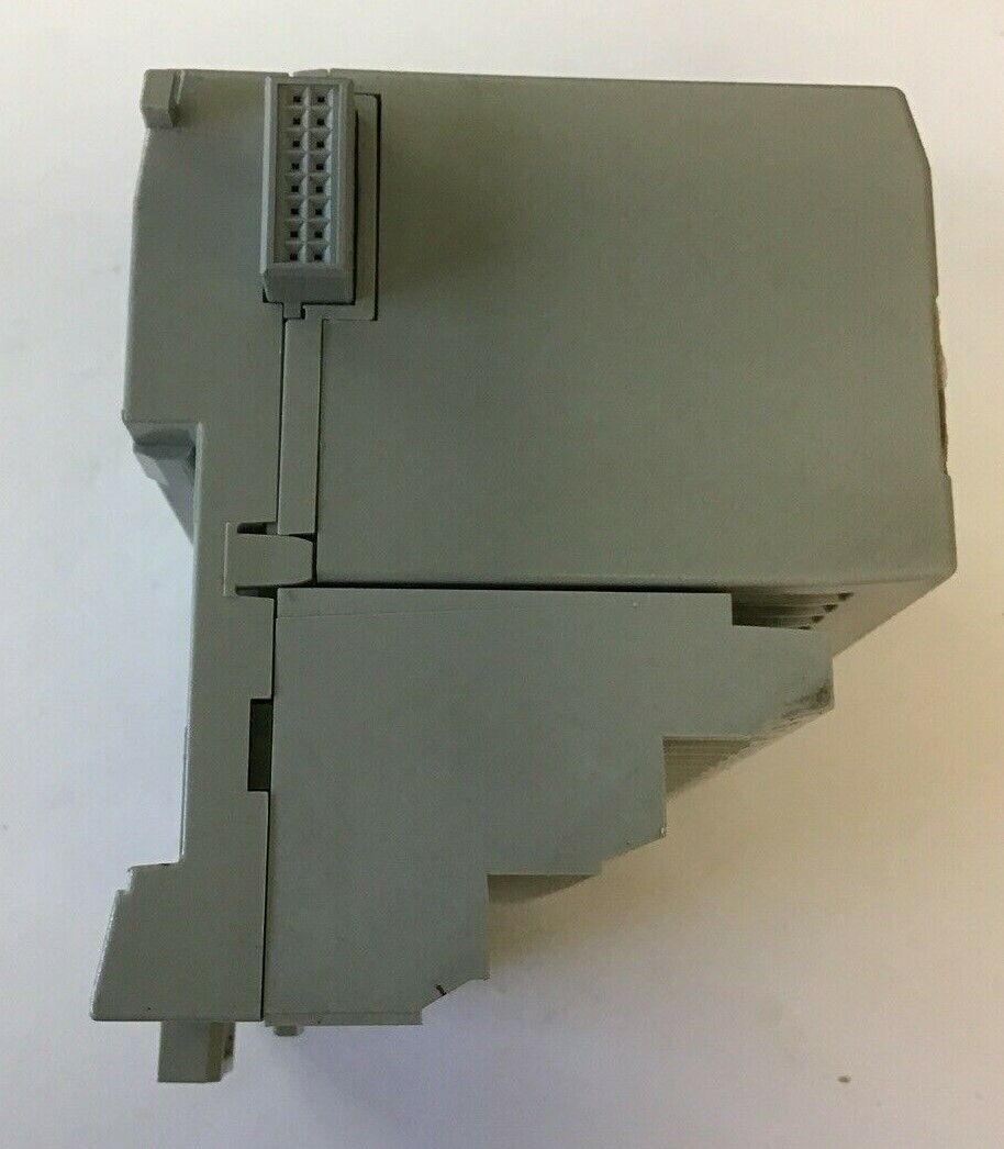 ALLEN BRADLEY 1794-0B16 FLEX I/O 24VDC SOURCE OUTPUT MODULE