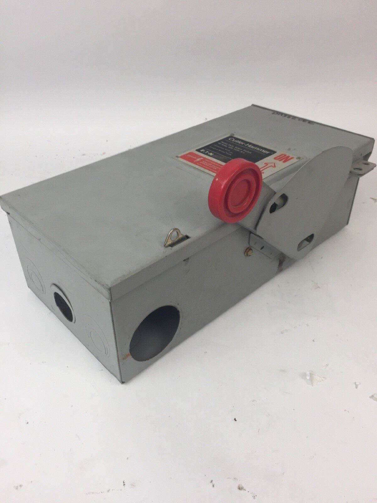 CUTLER HAMMER DH362URK HD SAFETY SWITCH 600VAC 250VDC 60AMP 3P TYPE 3R 60HP 3PH