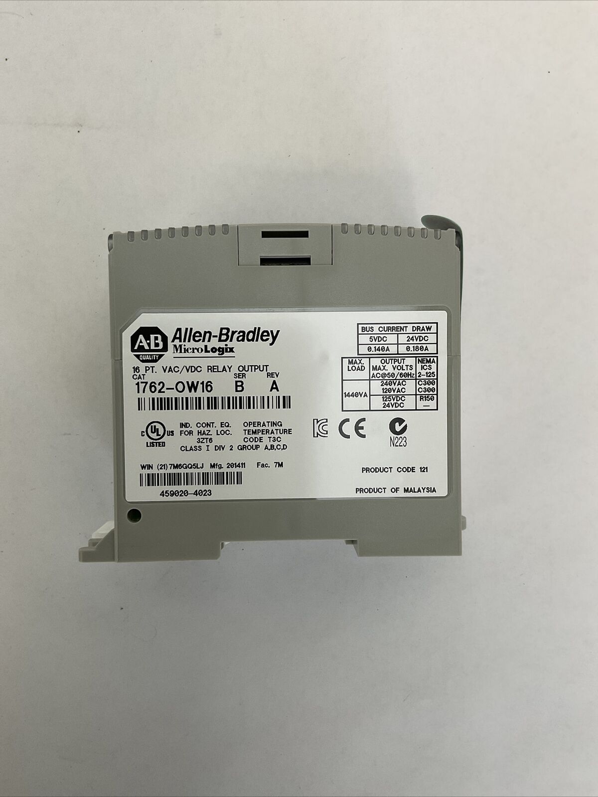 ALLEN BRADLEY 1762-OW16 SER B REV A MICROLOGIX 16 PT VAC/VDC RELAY OUTPUT MODULE